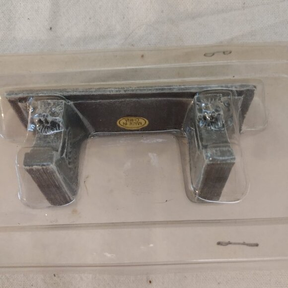 NIP Hobby Lobby Mayberry Street Resin Garden Bench. - Picture 1 of 7